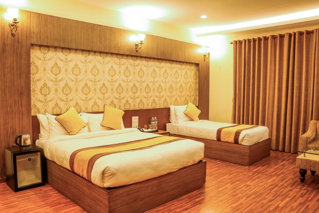 Aranya Boutique Hotel Kathmandu Buitenkant foto